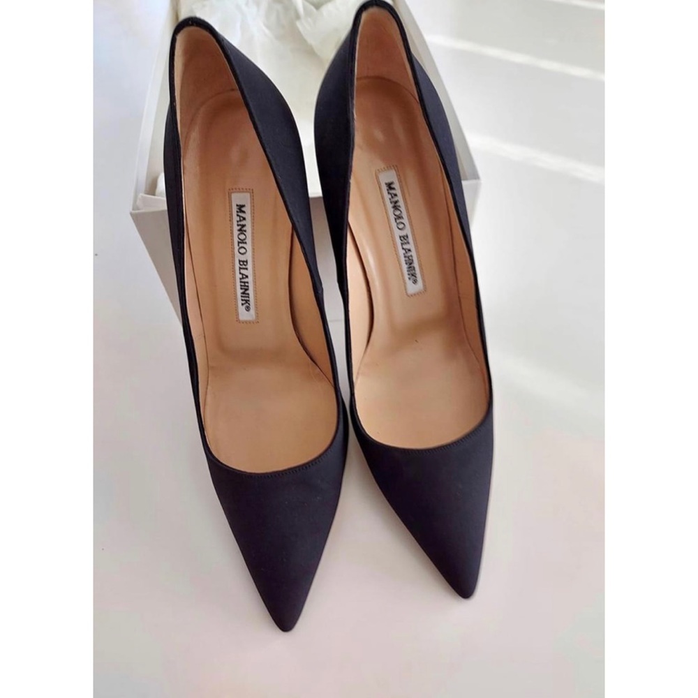 Manolo Blahnik Black Crepe Heels